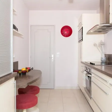 Fettolina Palm Beach, Location Front De Et Apartment Cannes