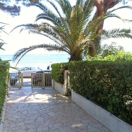 Apartment Fettolina Palm Beach, Location Front De Et Cannes